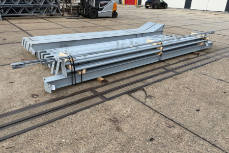 10.00 x 25.00m (250m²)